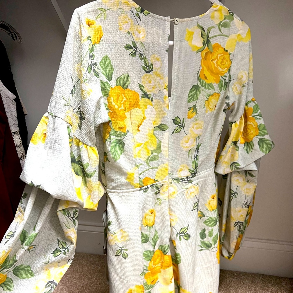 Vestique romper size small